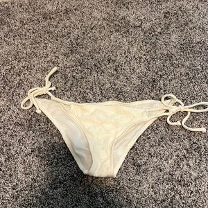 White bikini bottoms
